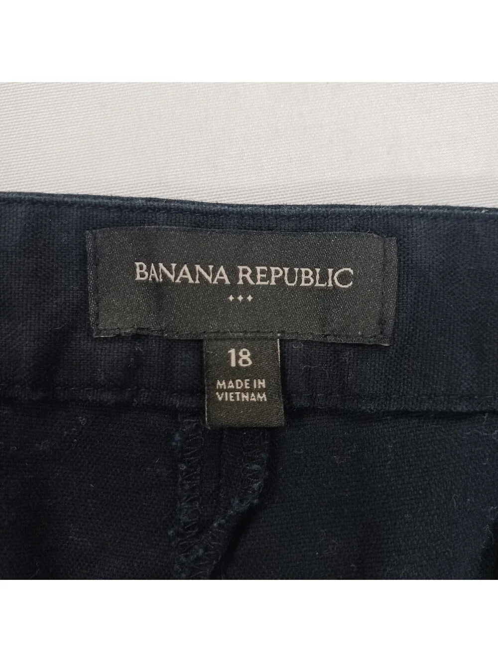 Banana Republic 491832-00 Women's Black Side Buttons Shorts Size 18 (40×4)